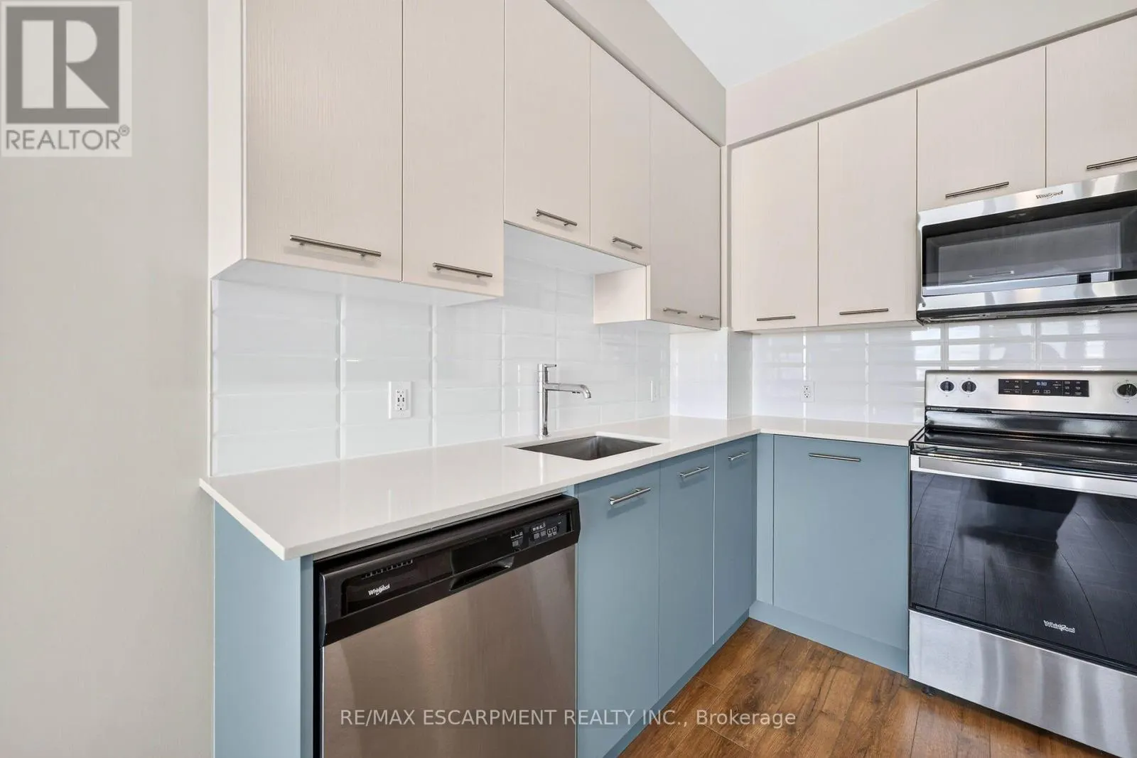 804 - 385 WINSTON ROAD