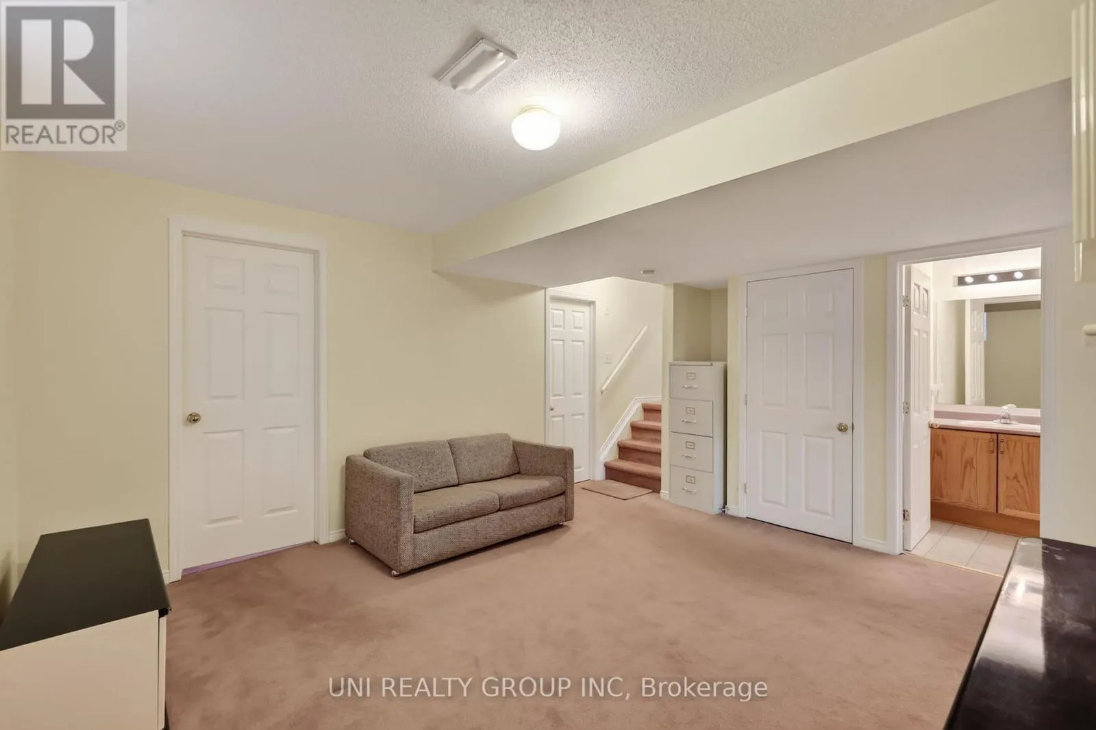 43 CRYSTAL PARK CRESCENT