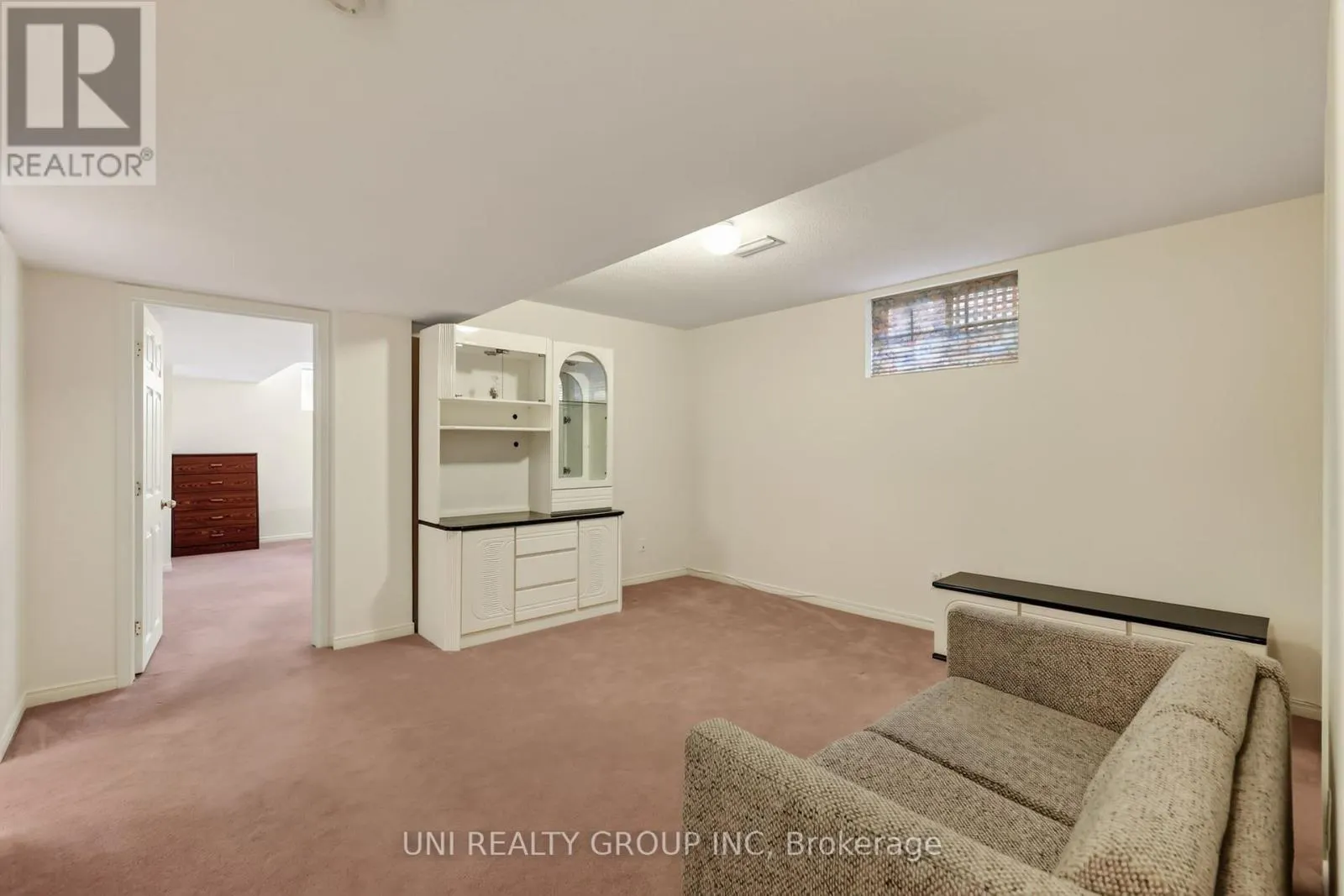 43 CRYSTAL PARK CRESCENT