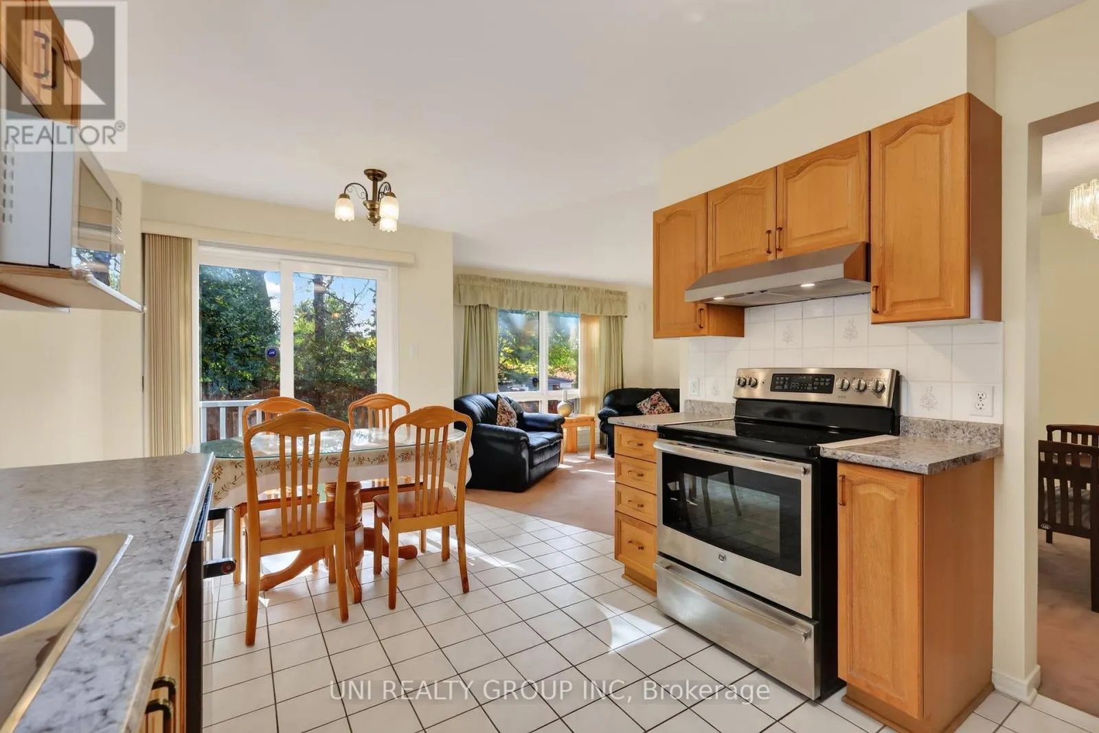 43 CRYSTAL PARK CRESCENT