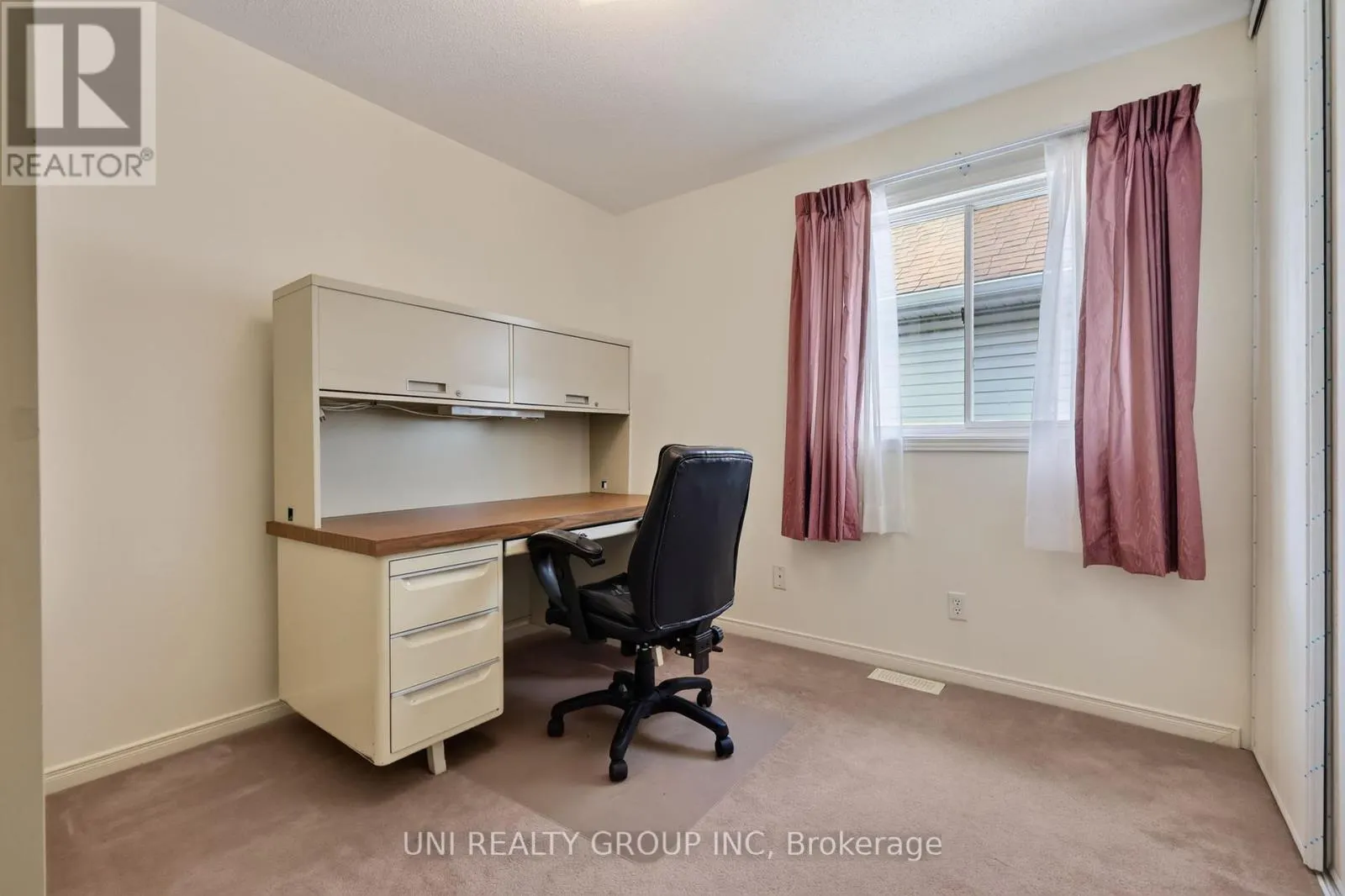 43 CRYSTAL PARK CRESCENT