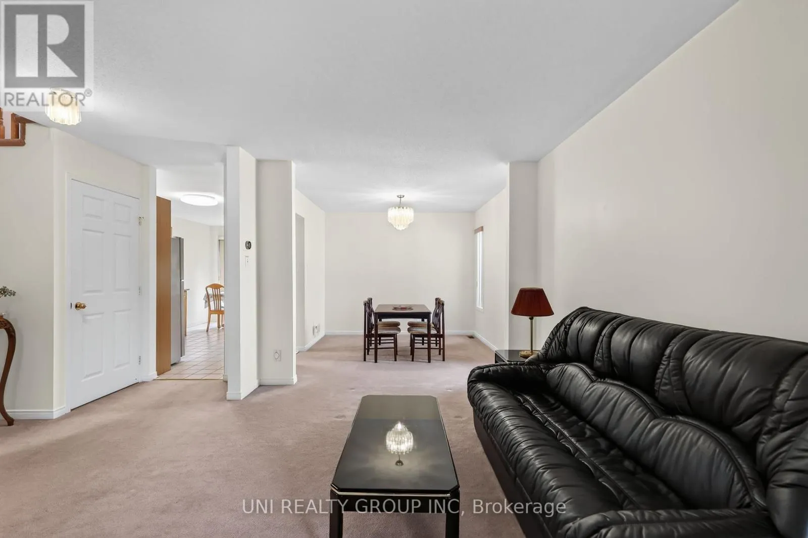 43 CRYSTAL PARK CRESCENT