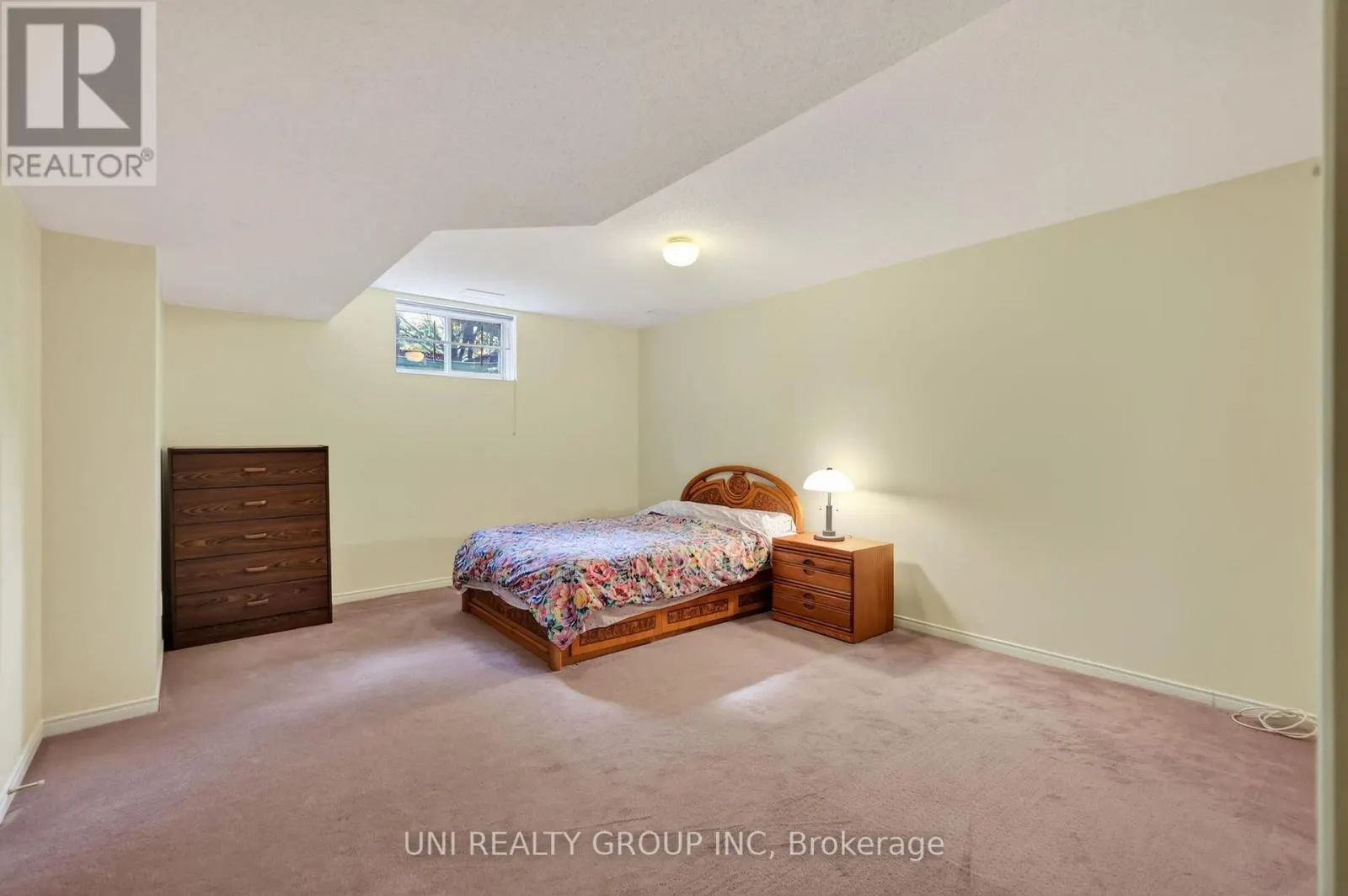 43 CRYSTAL PARK CRESCENT
