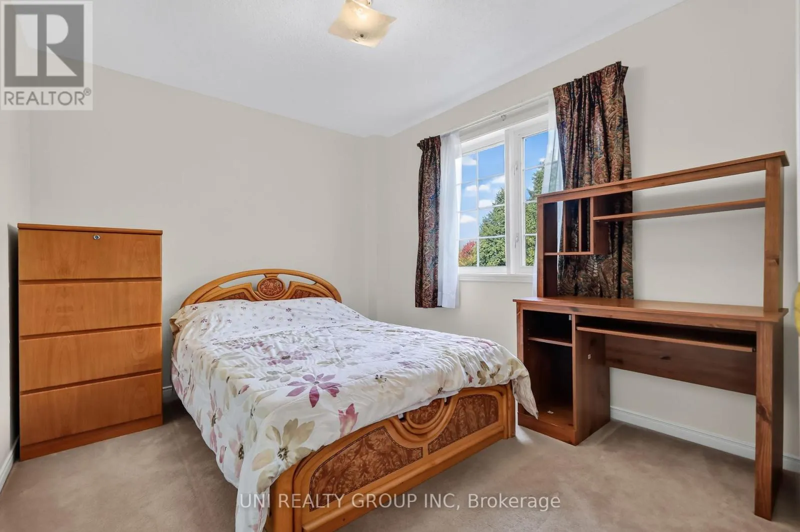 43 CRYSTAL PARK CRESCENT