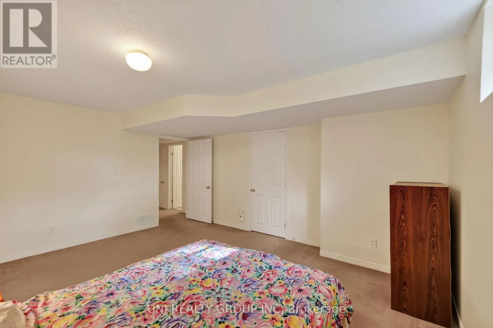 43 CRYSTAL PARK CRESCENT