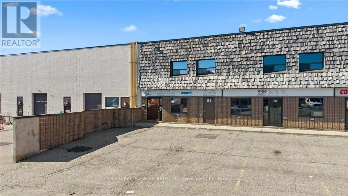 31 - 2000 THURSTON DRIVE
