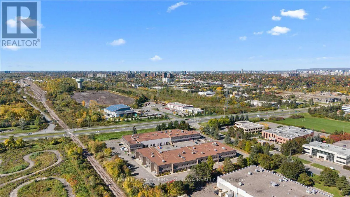31 - 2000 THURSTON DRIVE