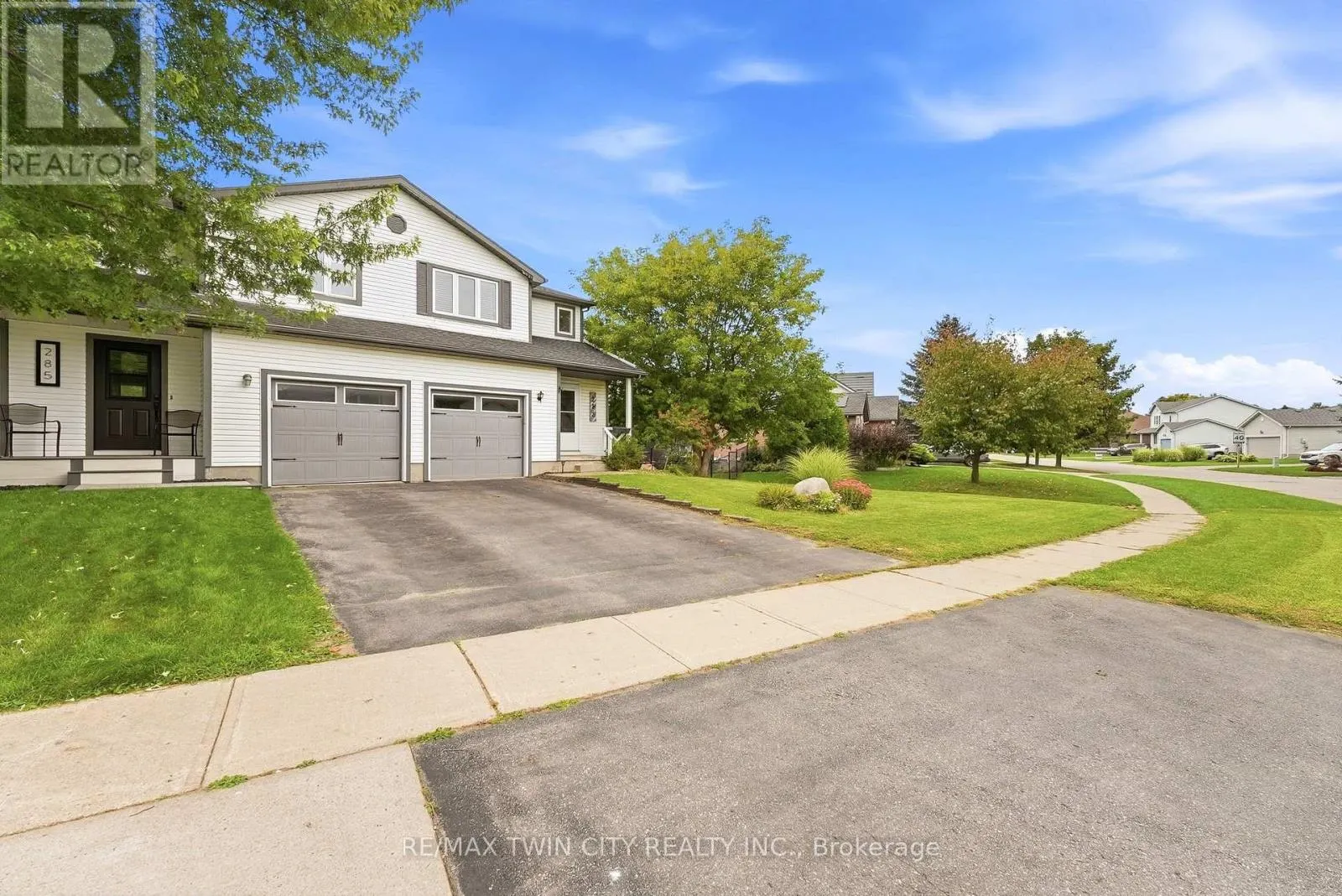 283 FENNEL STREET