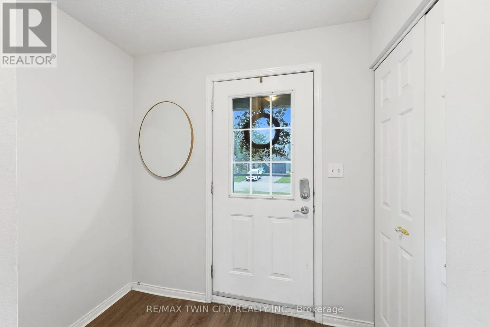 283 FENNEL STREET