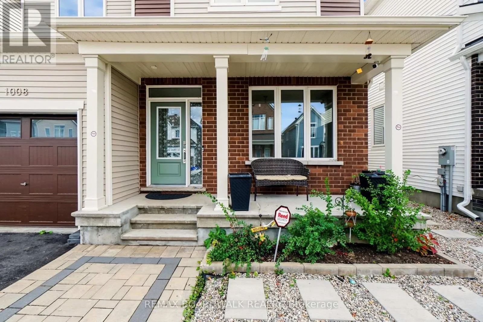 1008 CARDEN LANE