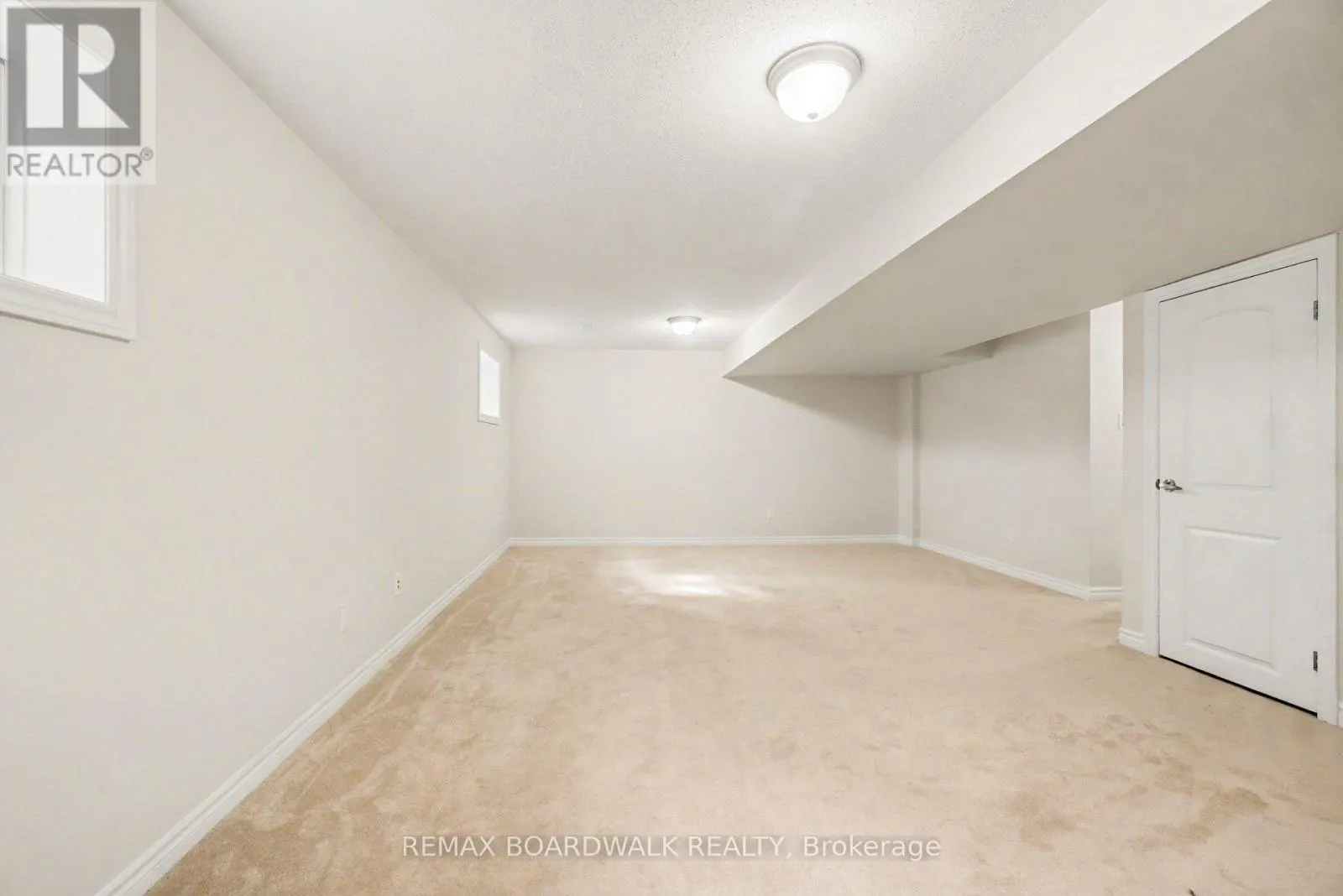 1008 CARDEN LANE