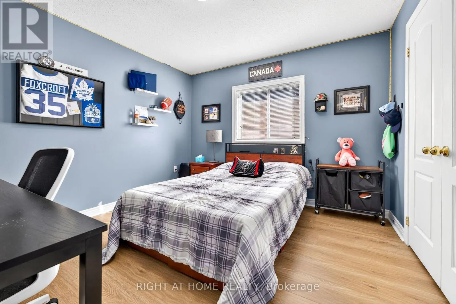 54 VINIFERA DRIVE