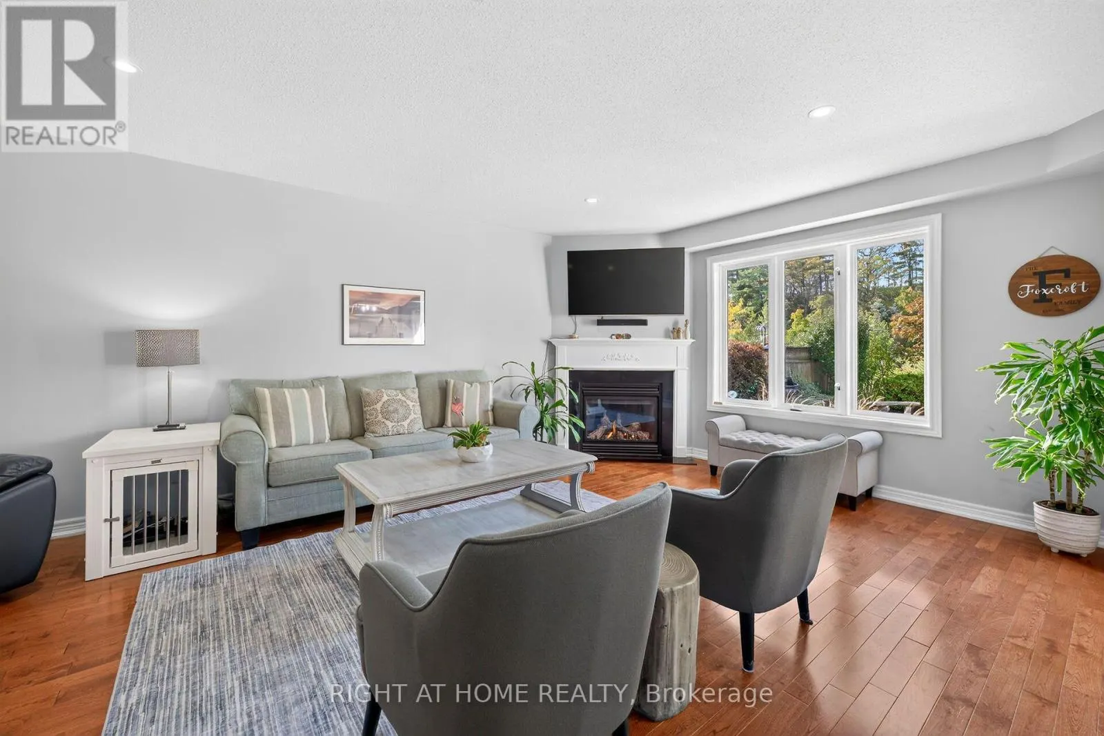 54 VINIFERA DRIVE