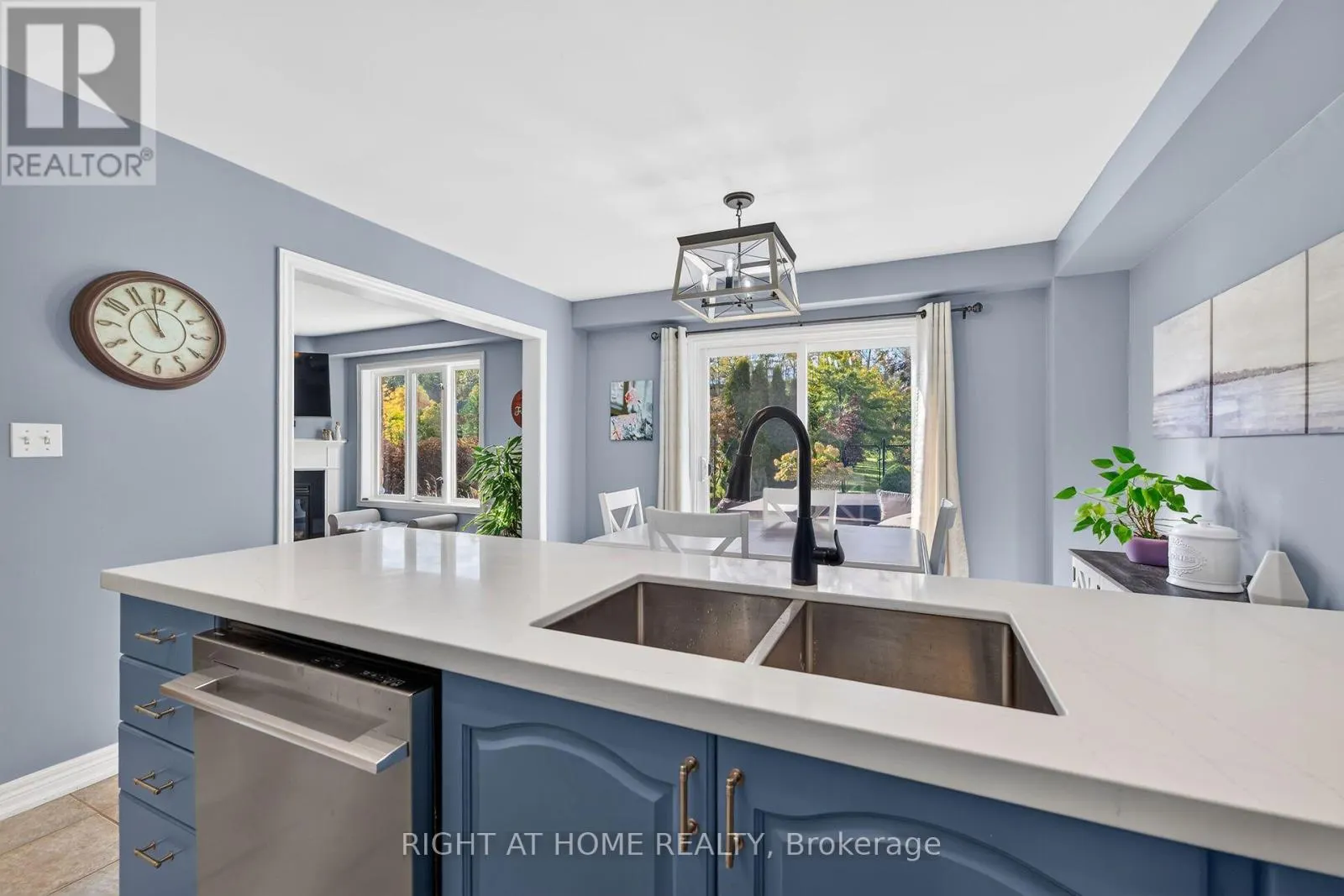 54 VINIFERA DRIVE