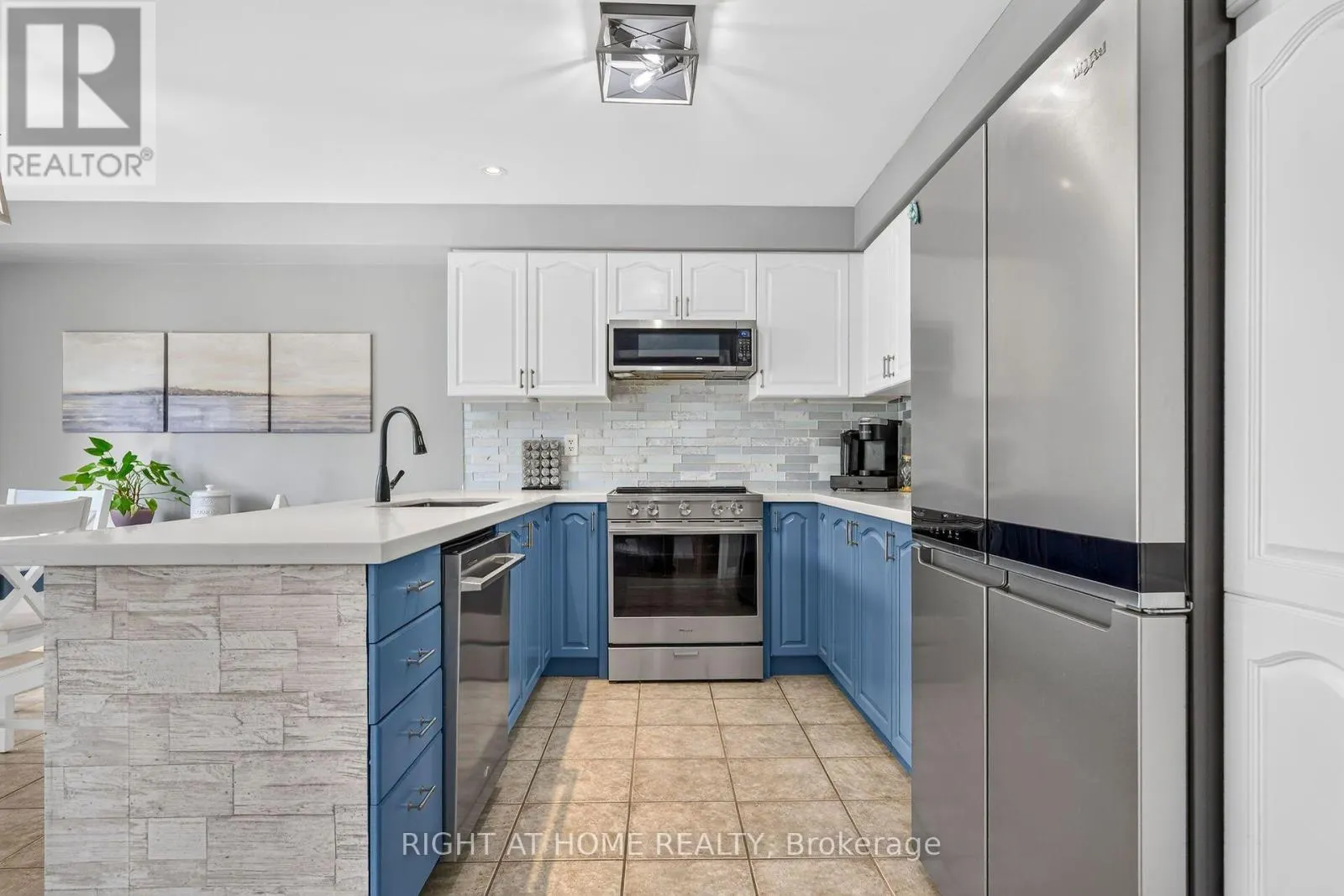 54 VINIFERA DRIVE
