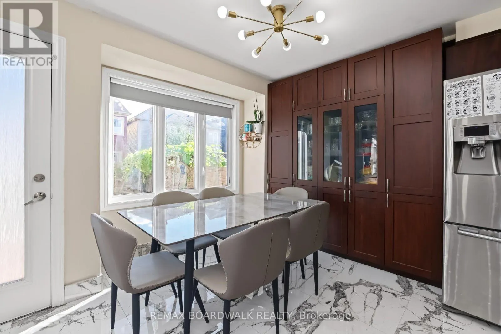 508 SUNLIT CIRCLE