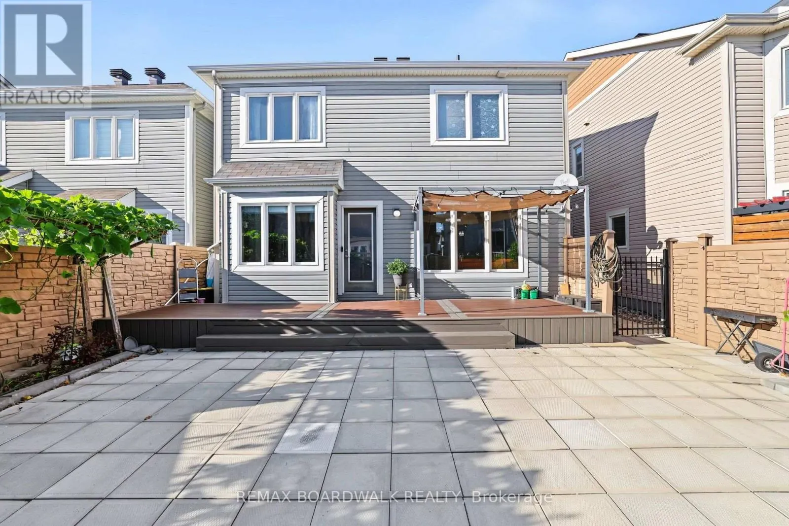 508 SUNLIT CIRCLE