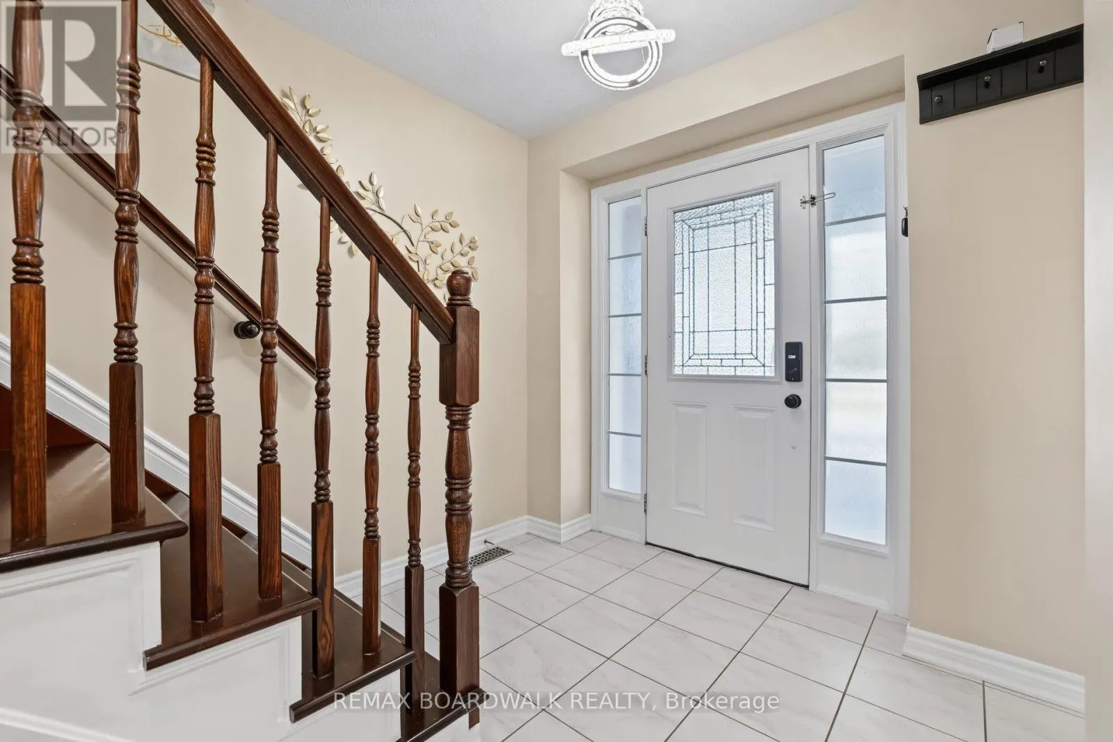 508 SUNLIT CIRCLE
