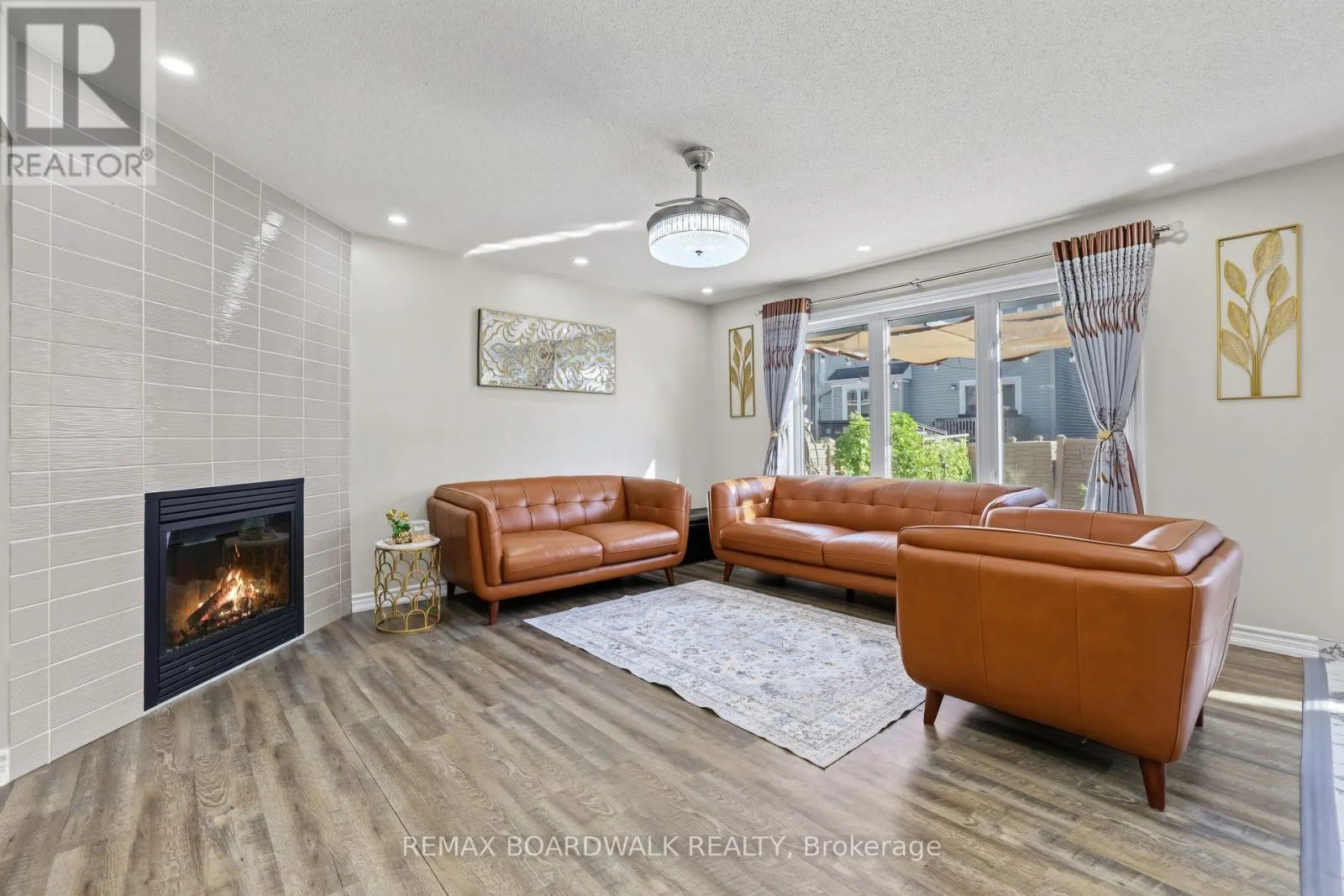 508 SUNLIT CIRCLE