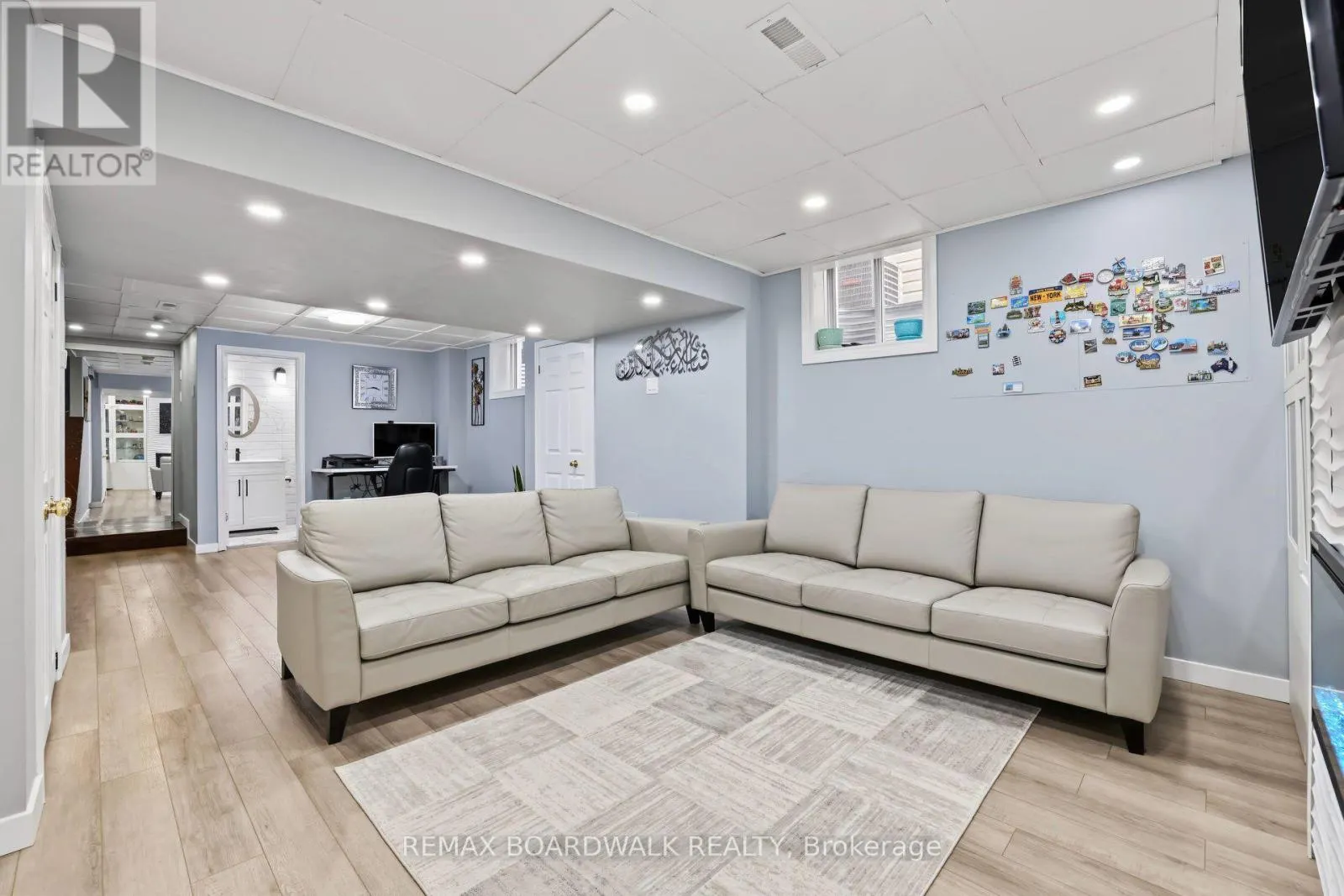 508 SUNLIT CIRCLE