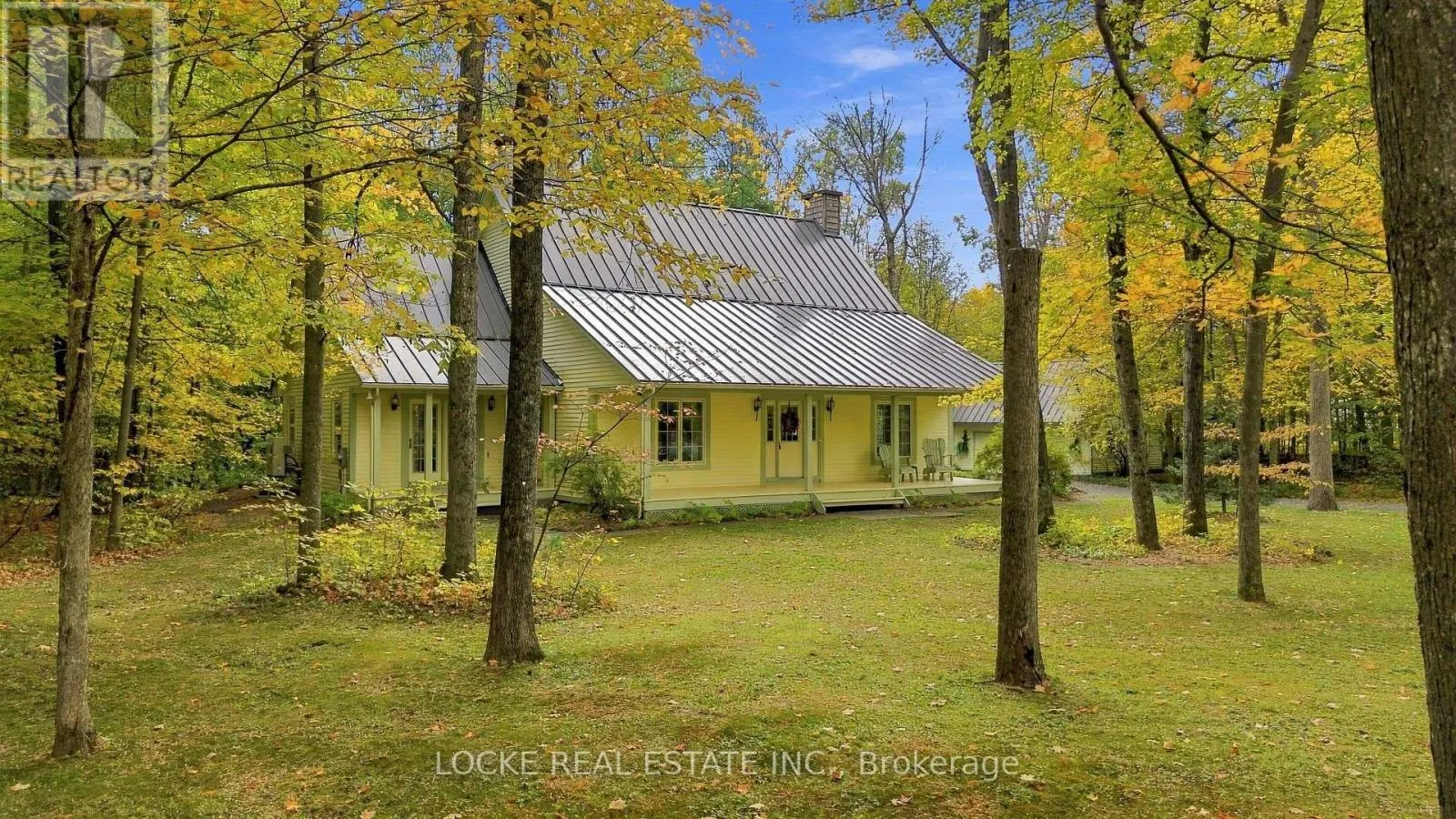 2207 PLEASANTVIEW COURT