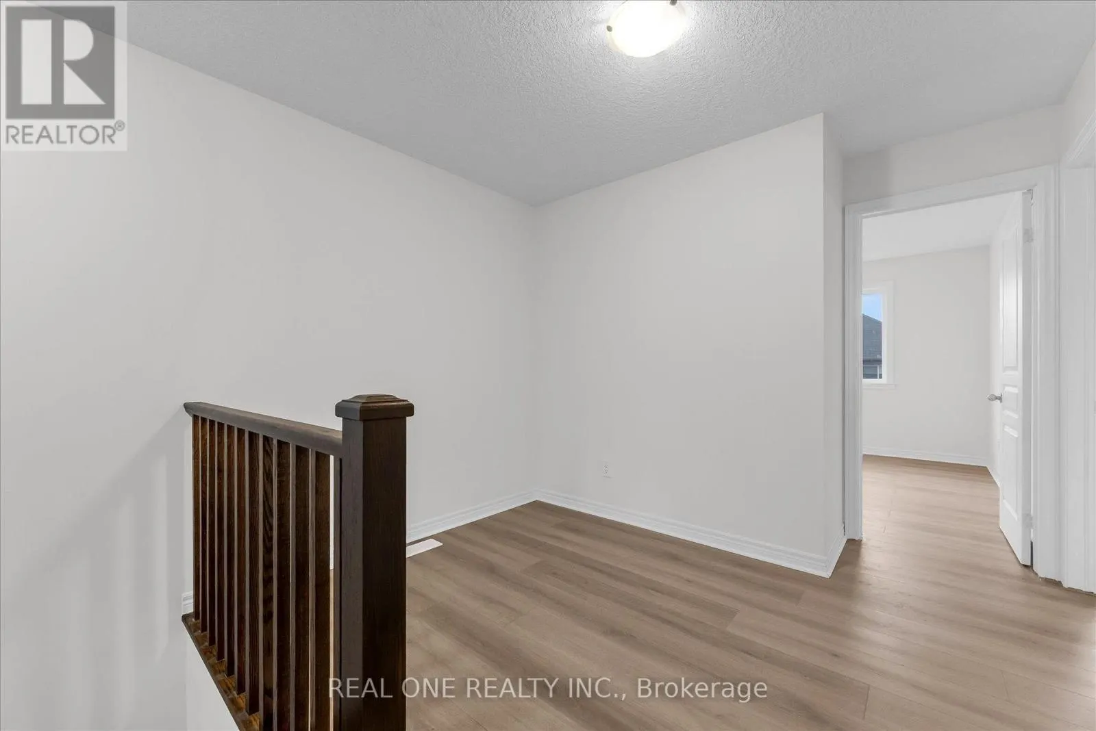 19 - 70 HIGHGATE DRIVE