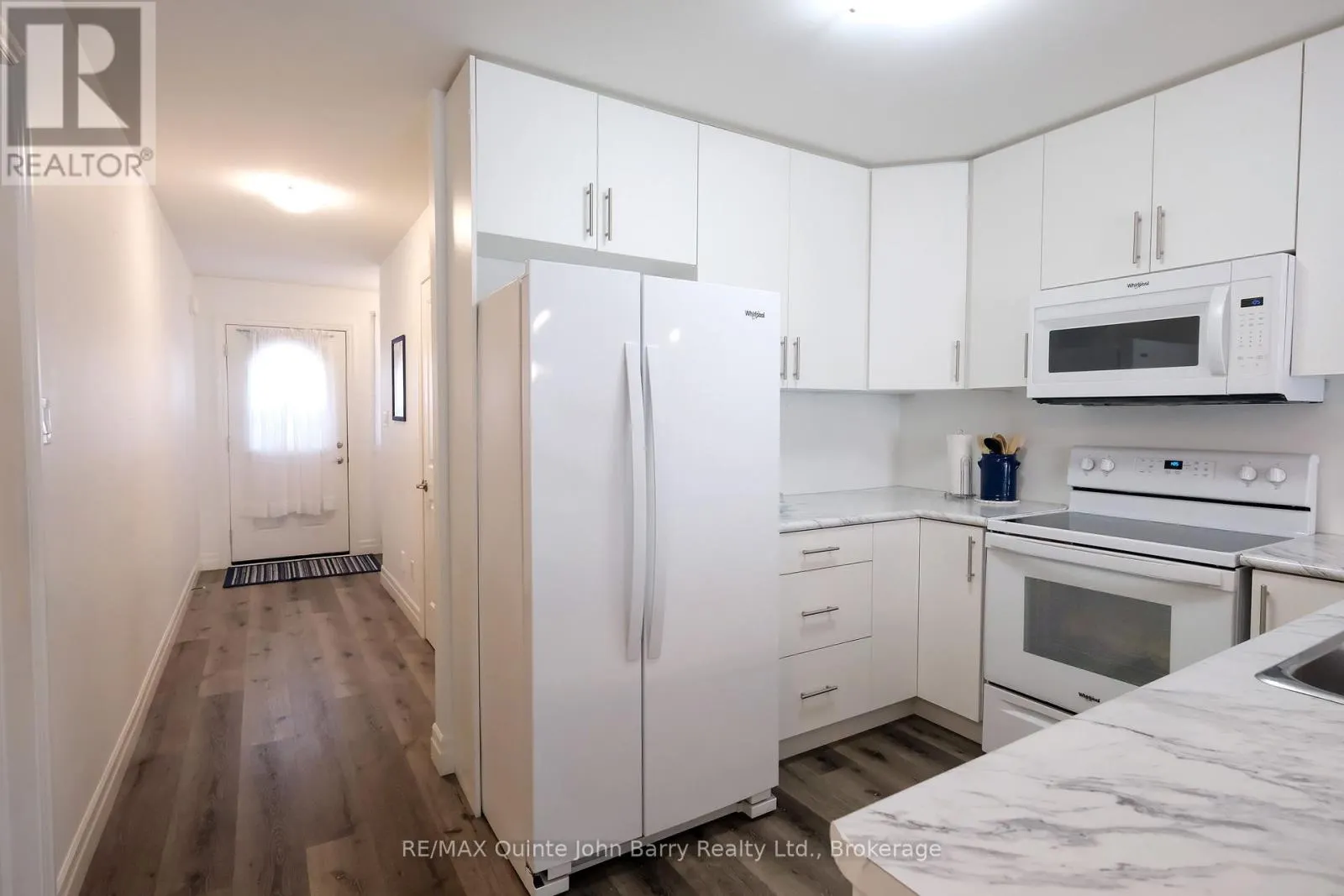 25 HILLSIDE MEADOW DRIVE
