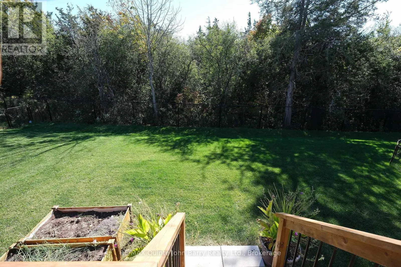 25 HILLSIDE MEADOW DRIVE