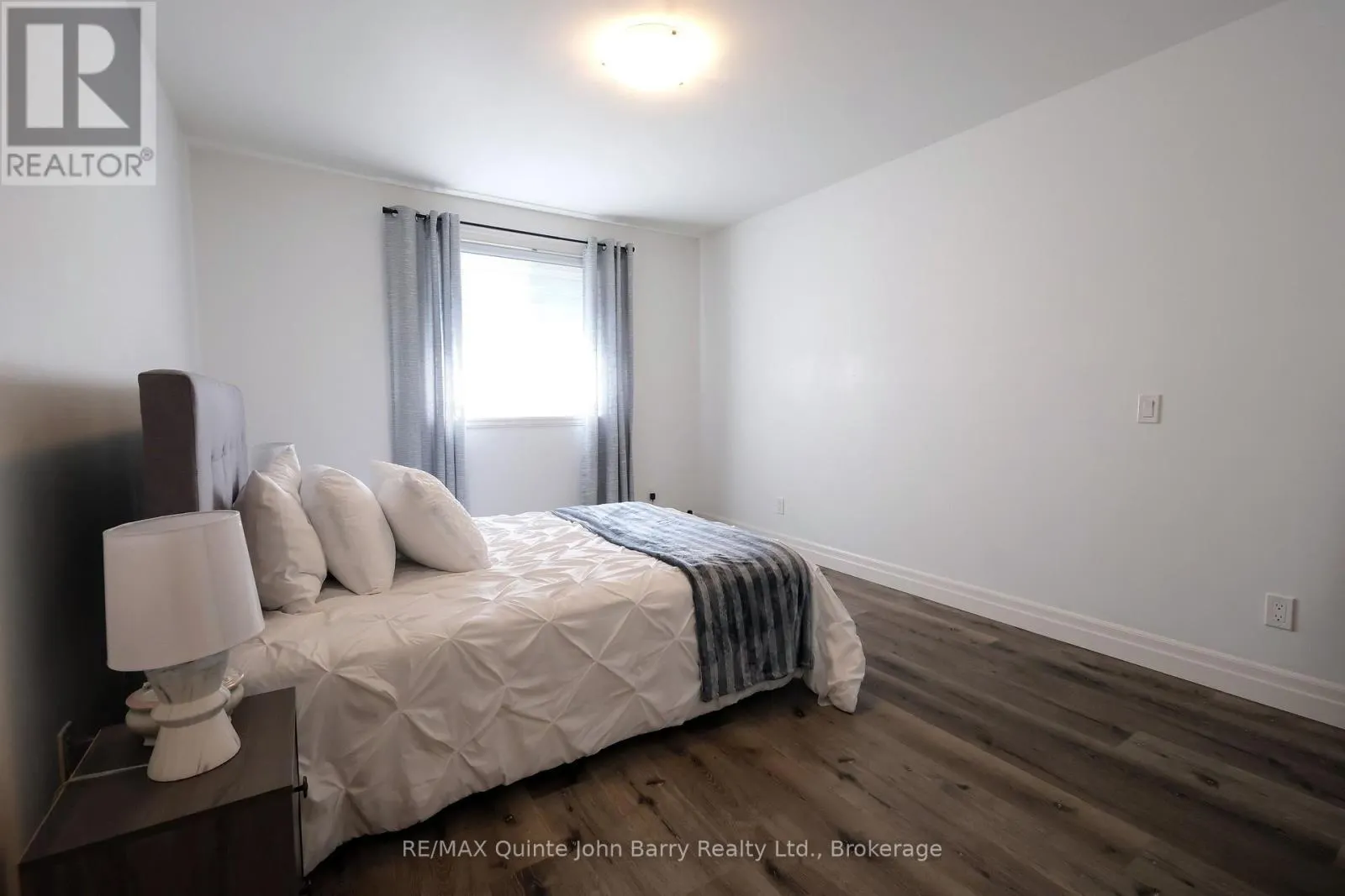 25 HILLSIDE MEADOW DRIVE