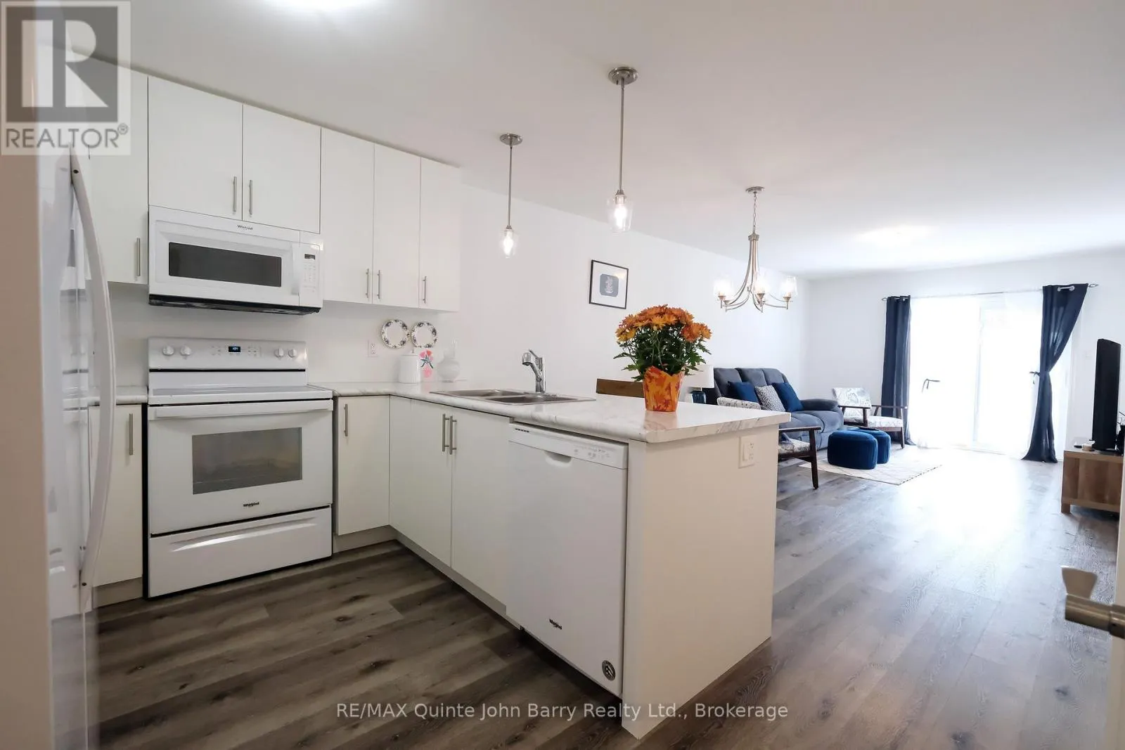 25 HILLSIDE MEADOW DRIVE