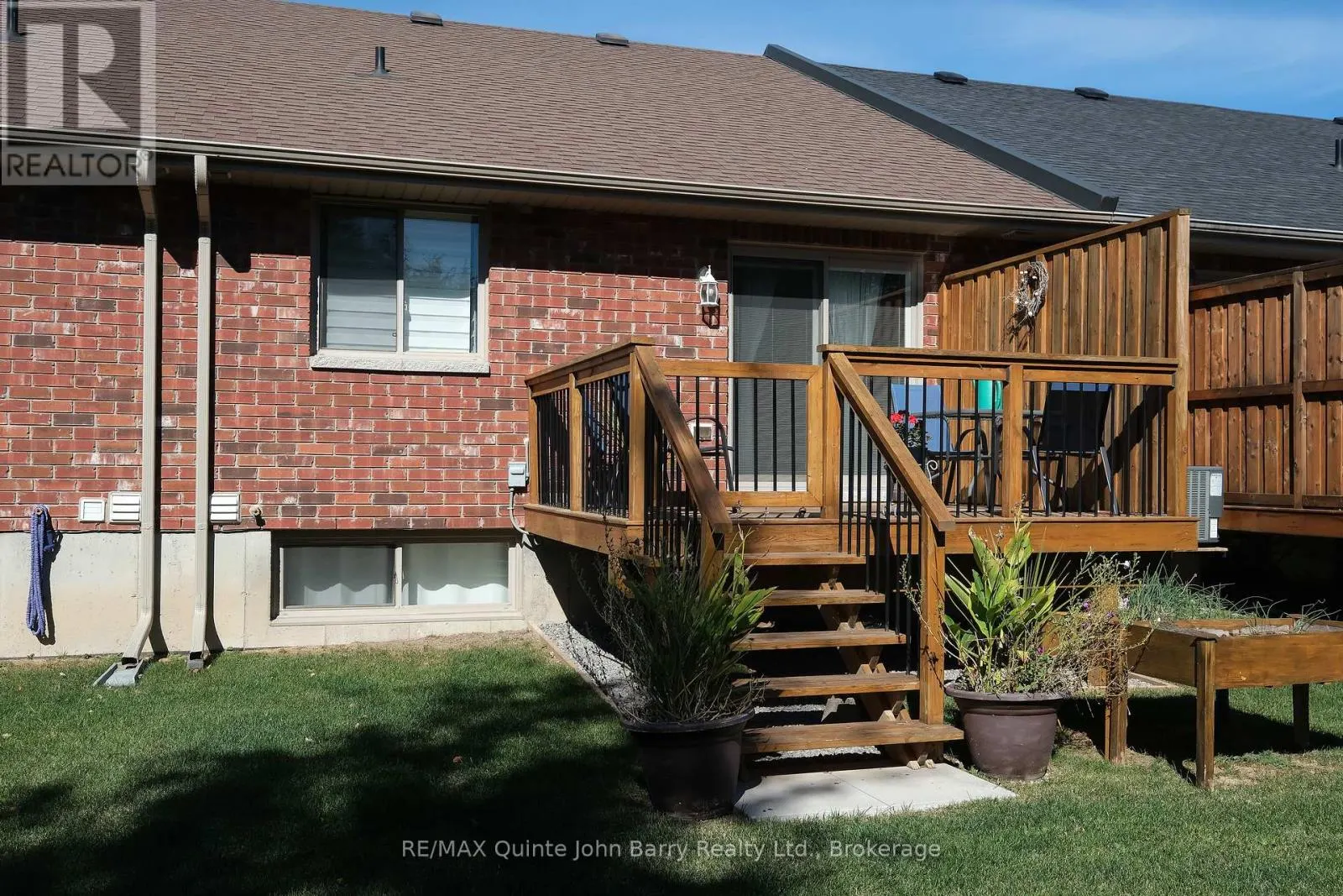 25 HILLSIDE MEADOW DRIVE