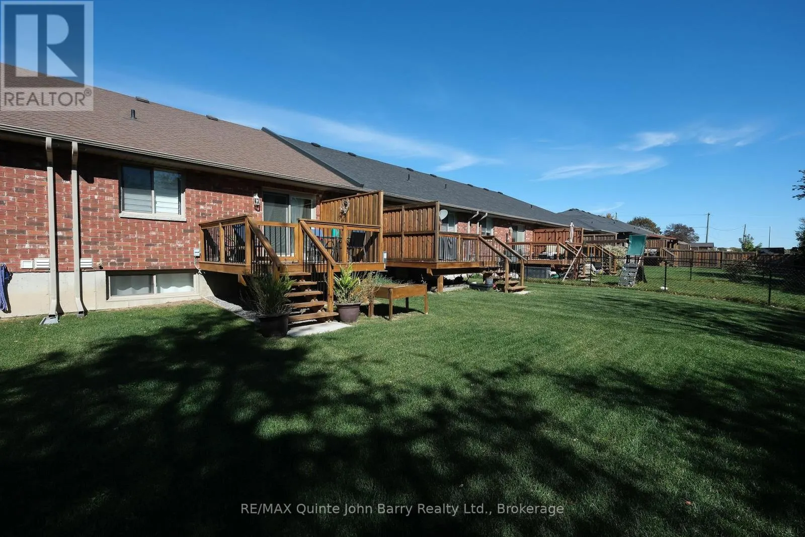 25 HILLSIDE MEADOW DRIVE