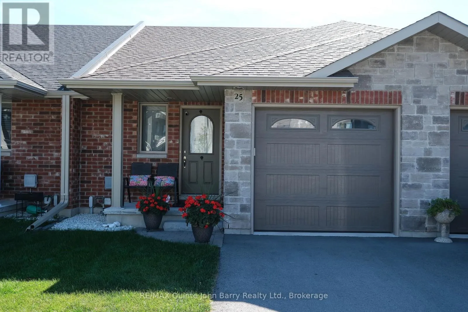 25 HILLSIDE MEADOW DRIVE