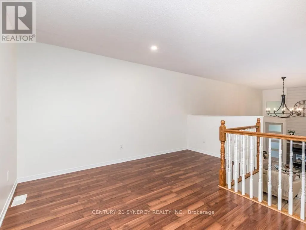 128 MACASSA CIRCLE