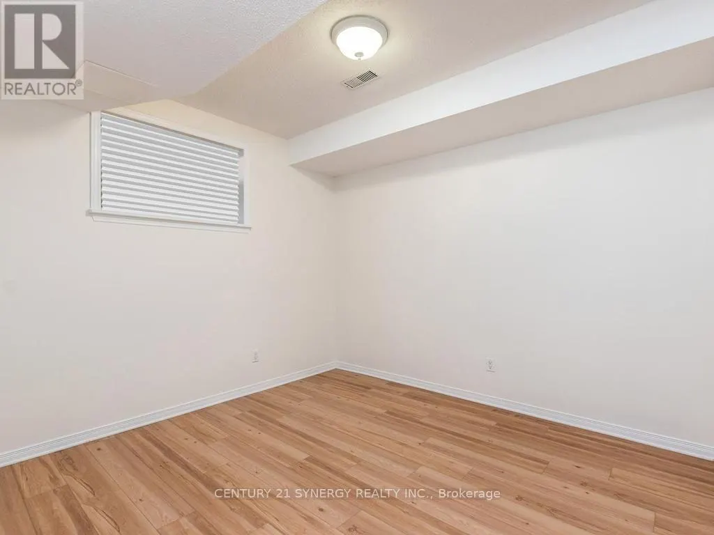 128 MACASSA CIRCLE