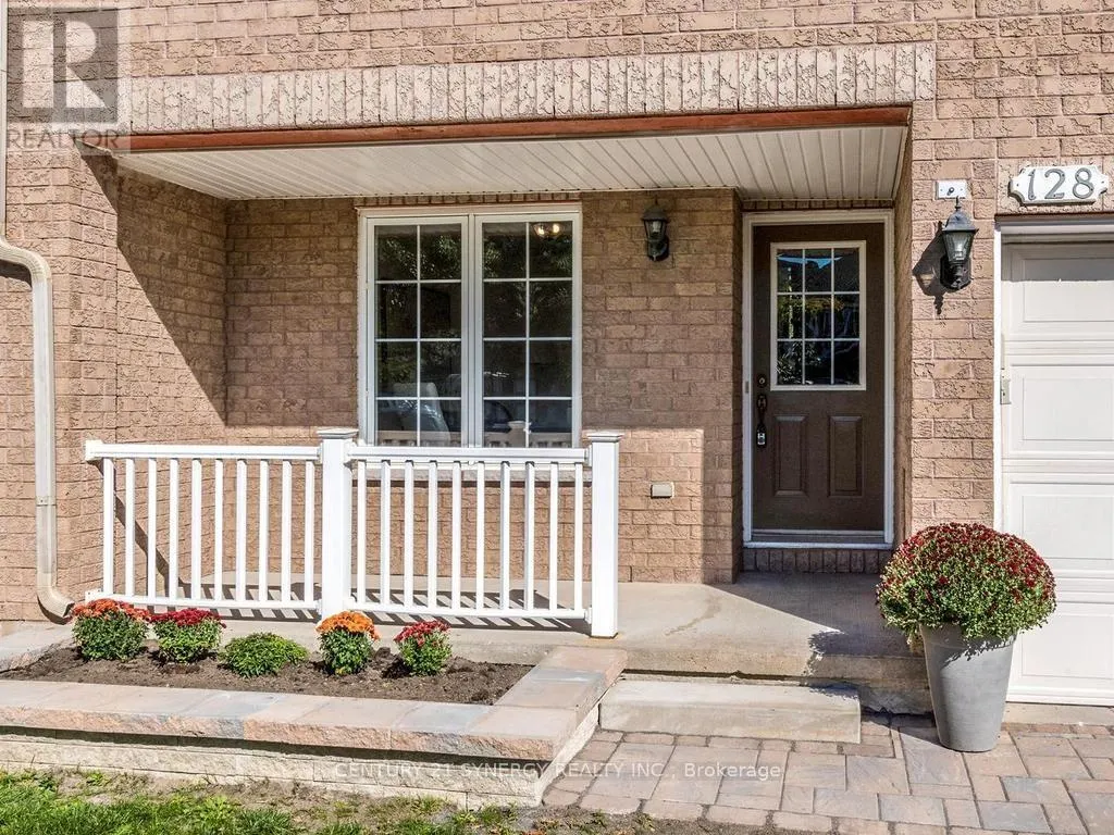 128 MACASSA CIRCLE