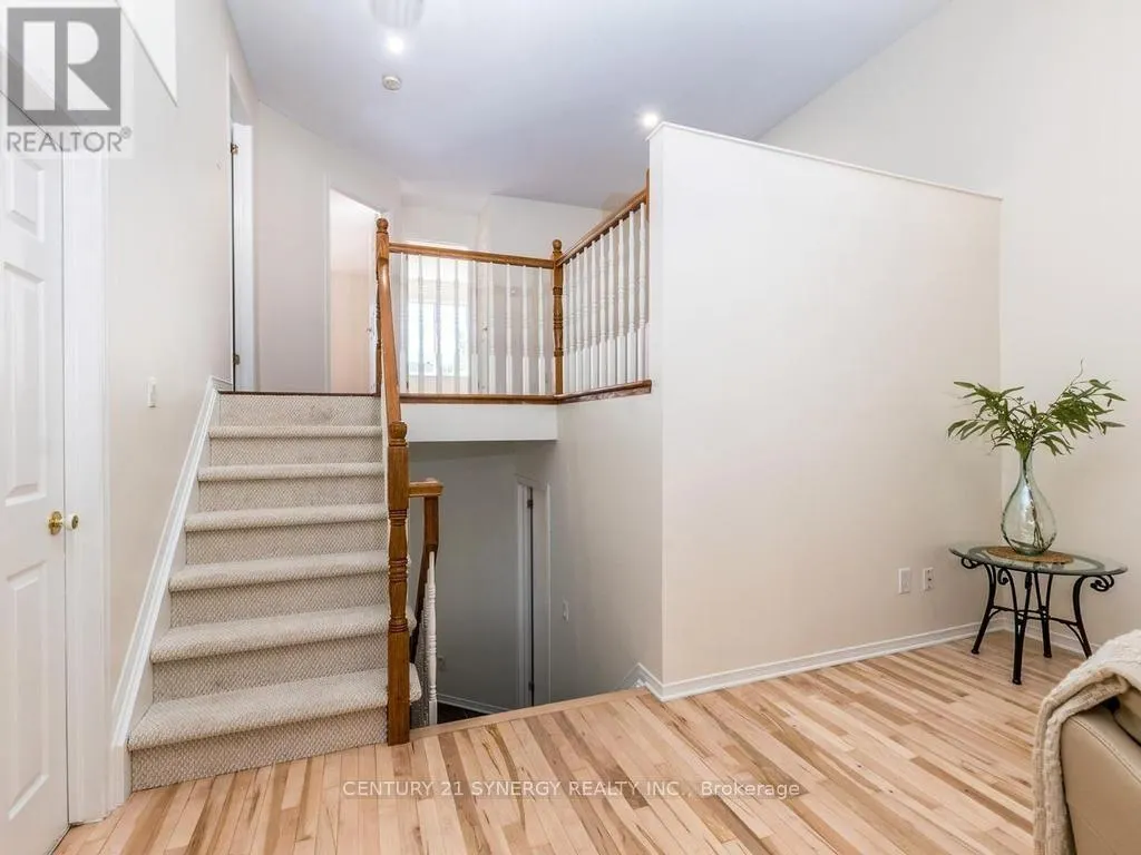 128 MACASSA CIRCLE