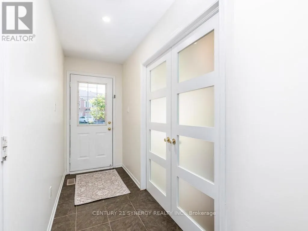 128 MACASSA CIRCLE