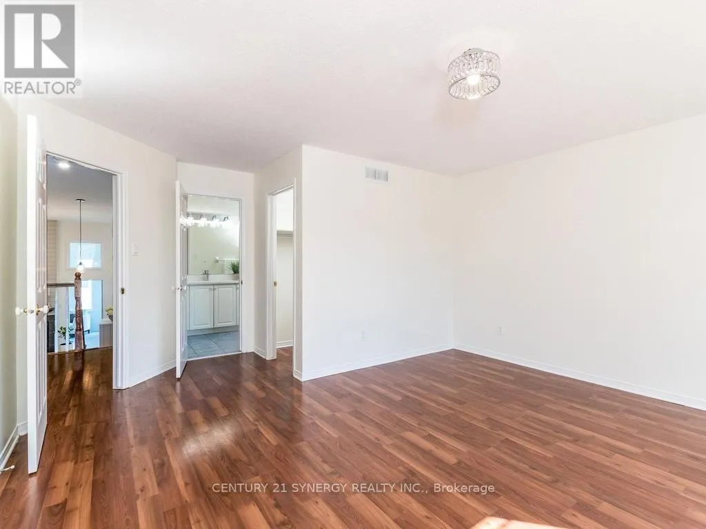 128 MACASSA CIRCLE