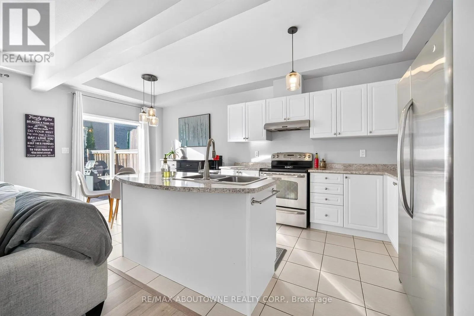 21 - 170 PALACEBEACH TRAIL