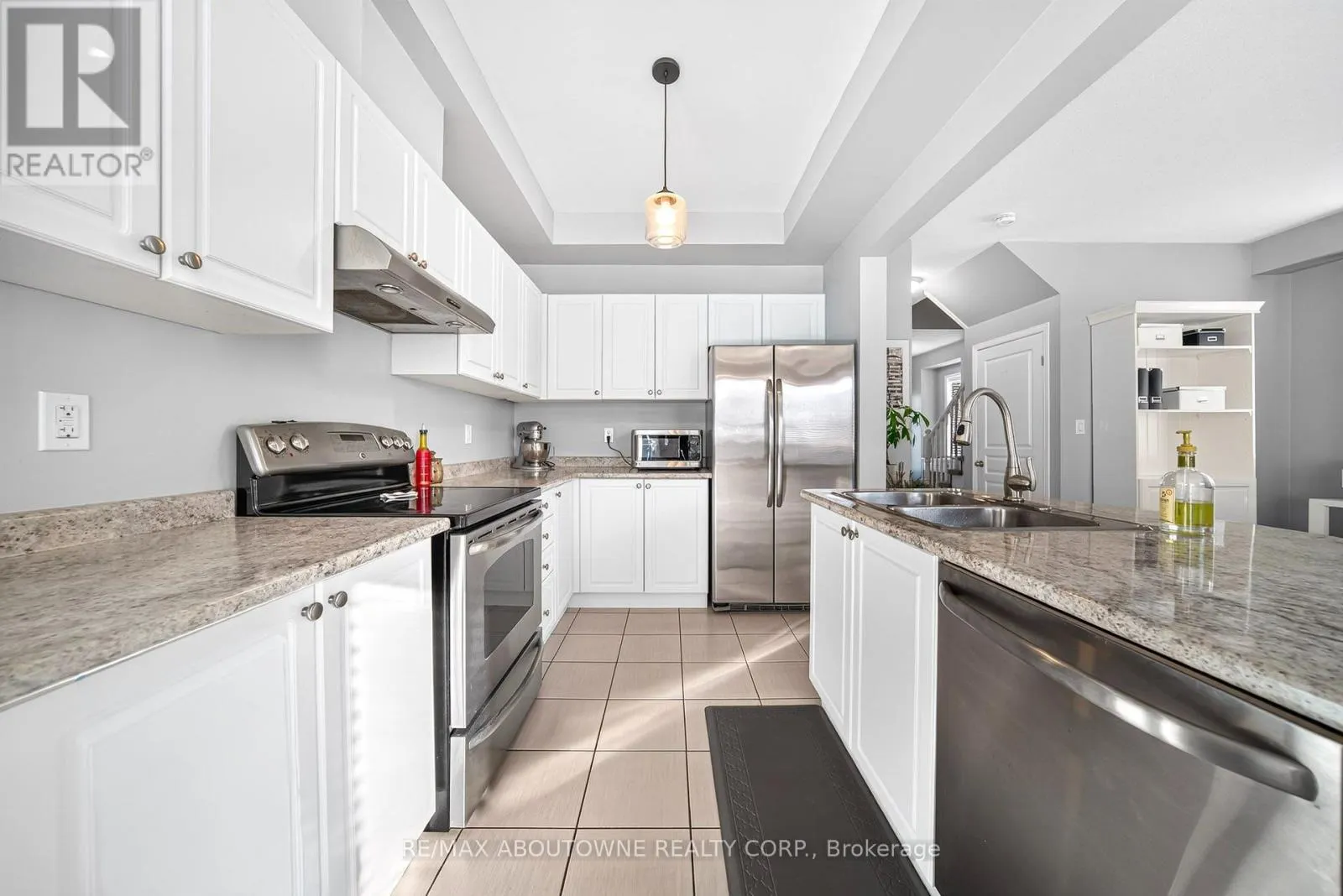 21 - 170 PALACEBEACH TRAIL