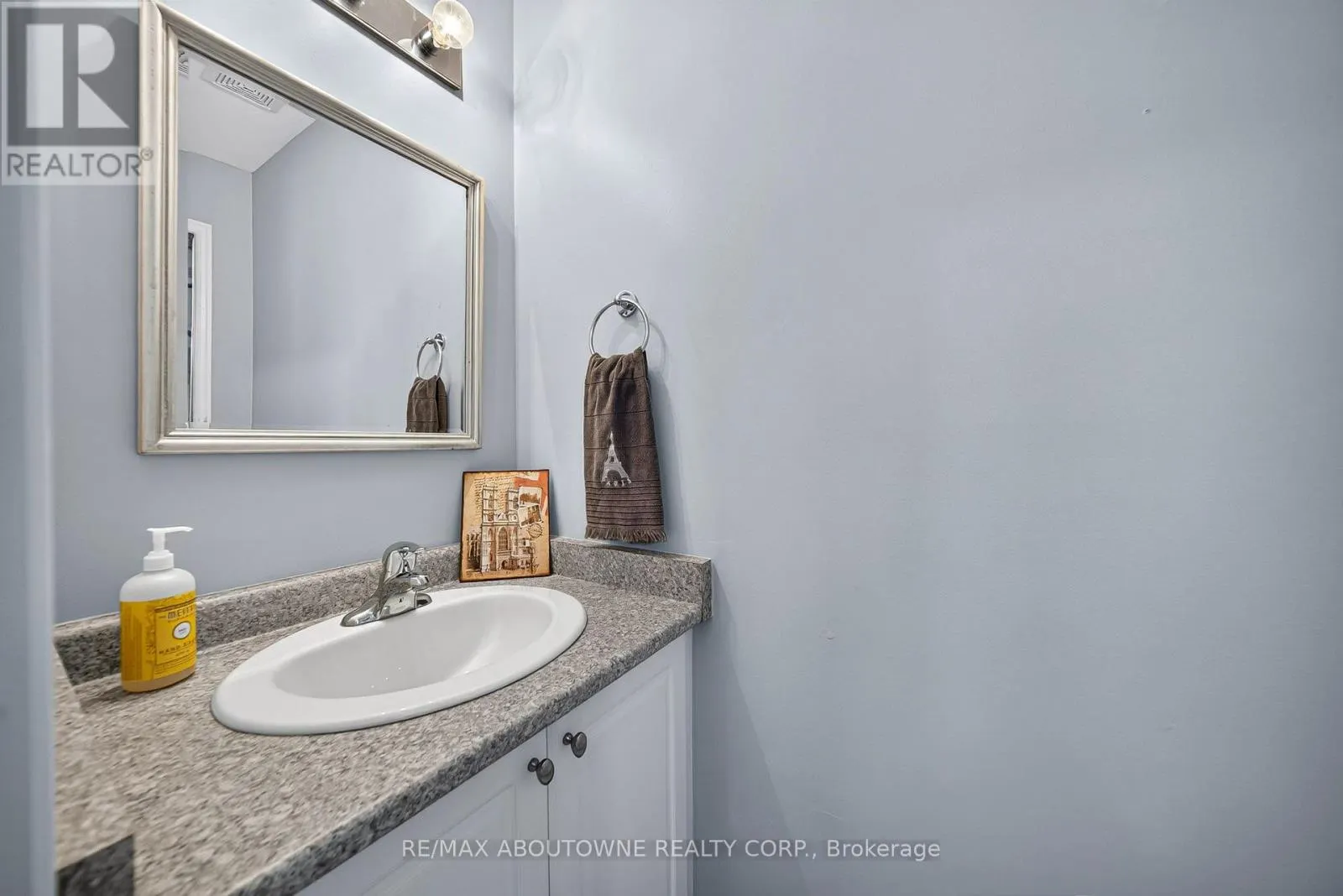 21 - 170 PALACEBEACH TRAIL