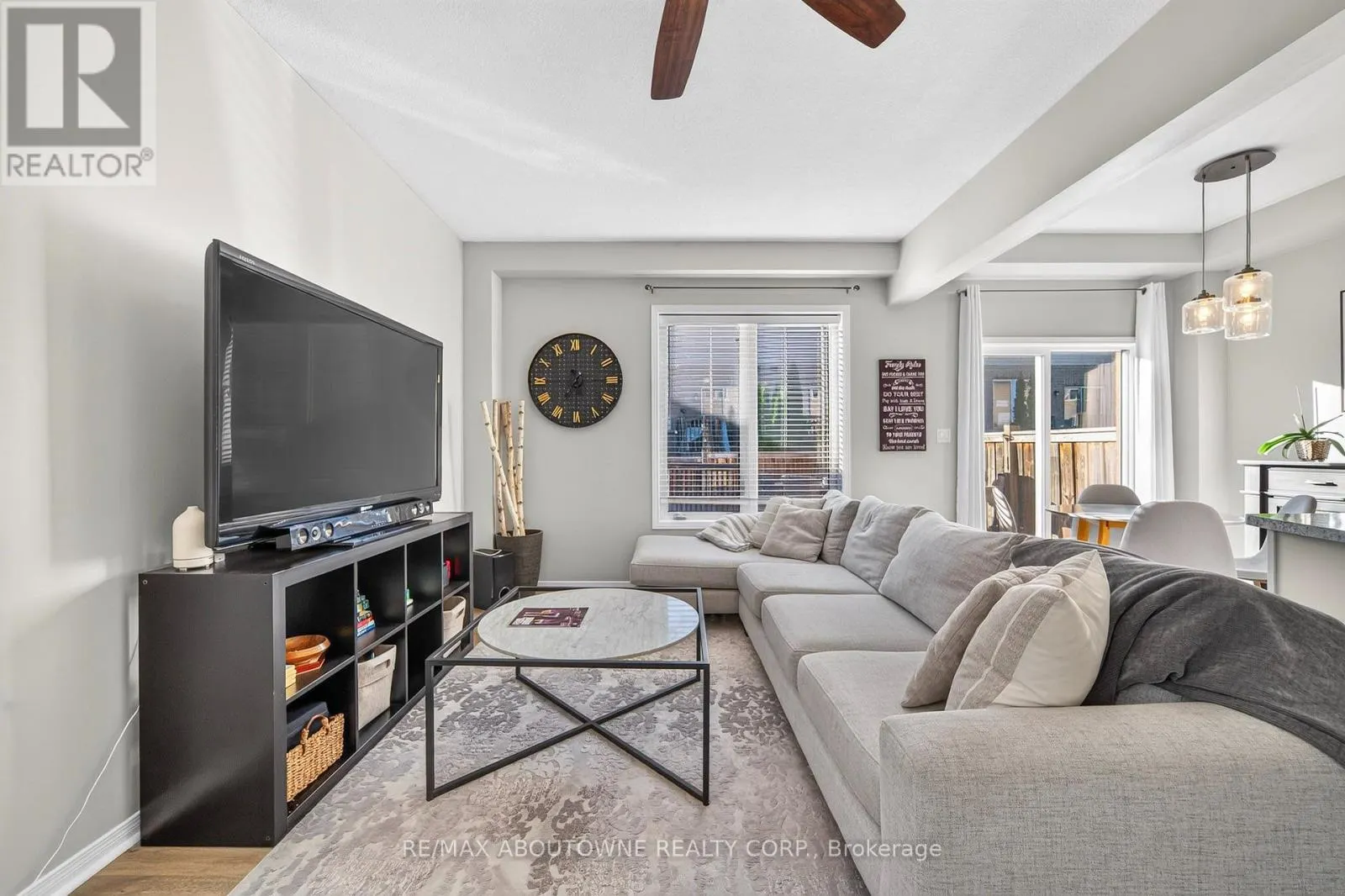 21 - 170 PALACEBEACH TRAIL