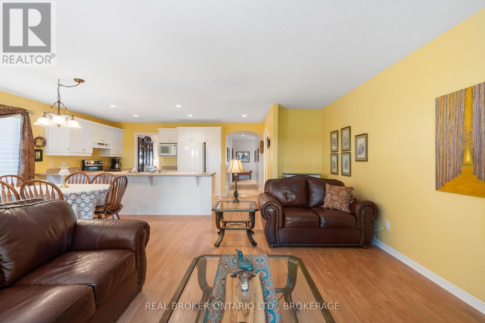 508 JO ANNE CRESCENT