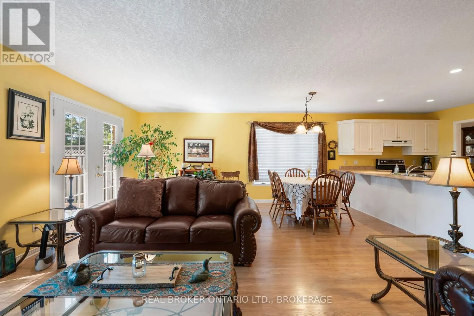 508 JO ANNE CRESCENT