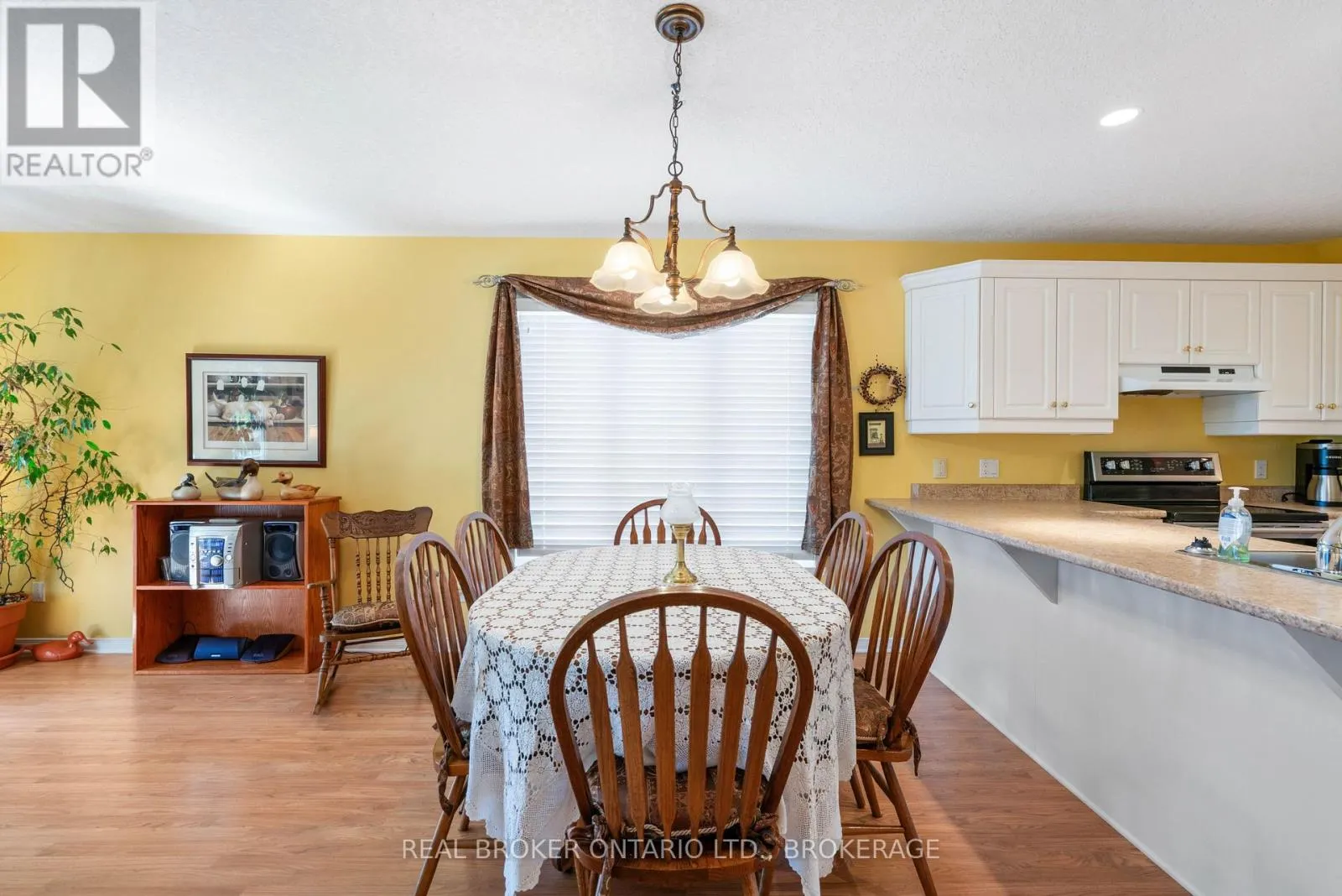 508 JO ANNE CRESCENT