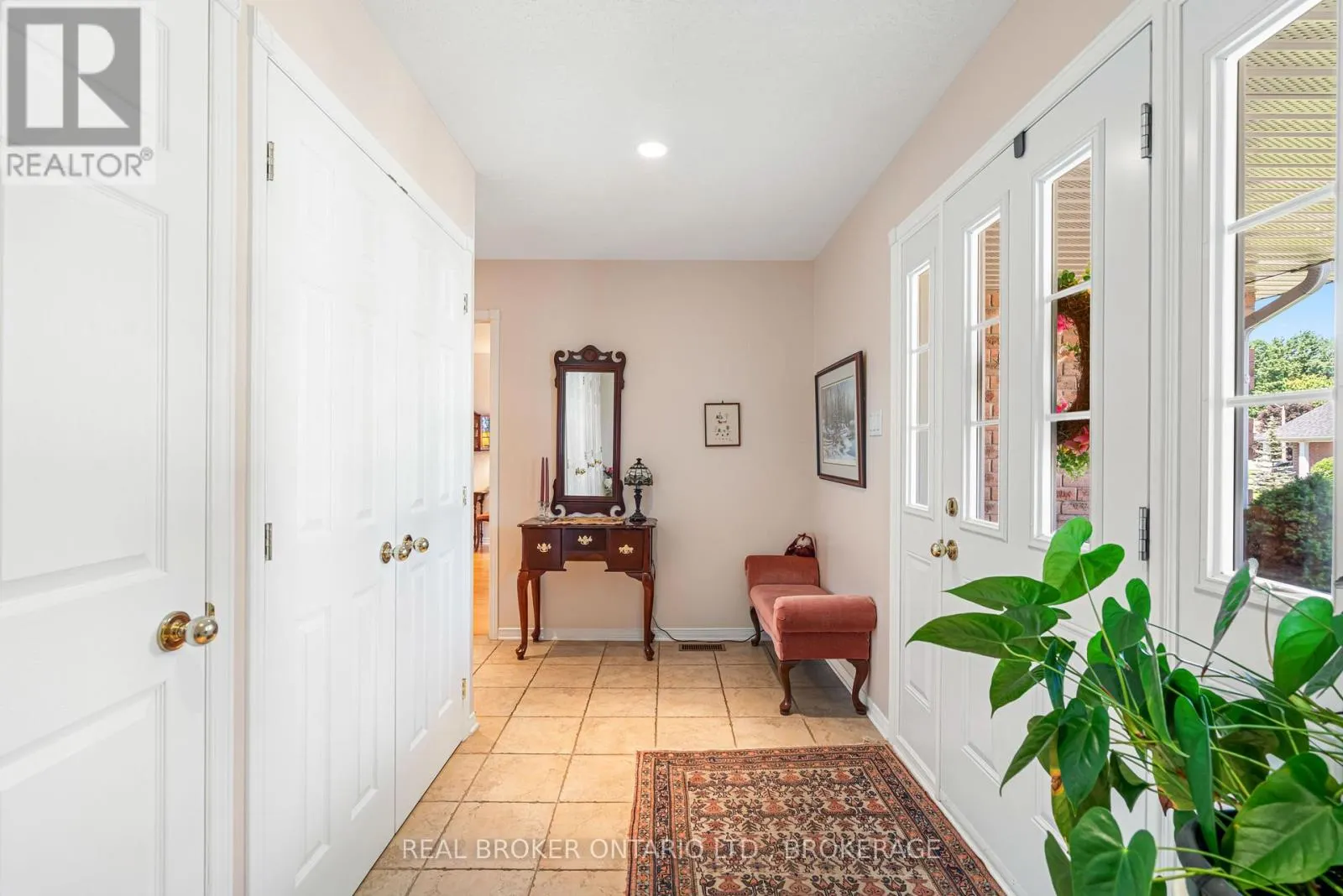 508 JO ANNE CRESCENT