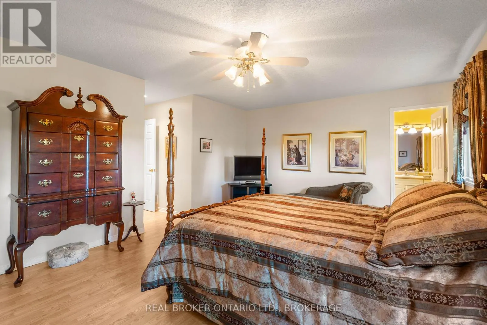 508 JO ANNE CRESCENT