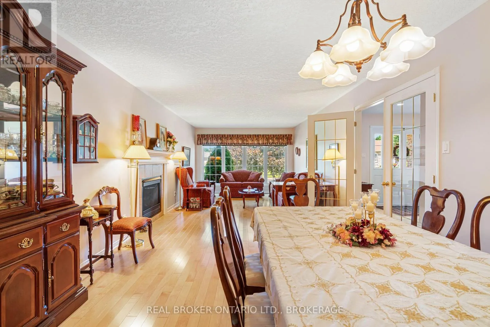 508 JO ANNE CRESCENT