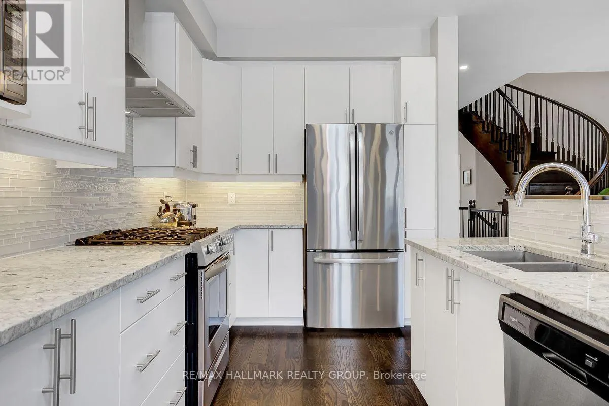 317 LYSANDER PLACE